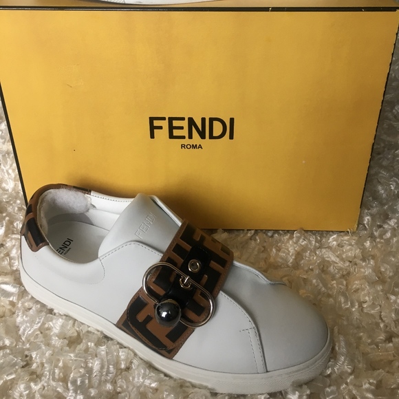 fendi pearland leather sneakers with ff strap